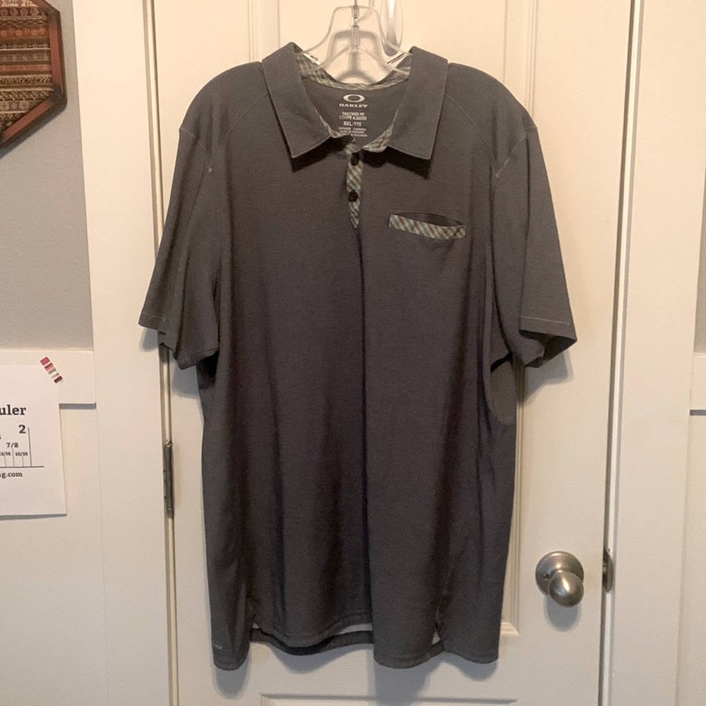 Oakley Polo Shirt XXL Tailored Fit Denim Stripe - Used